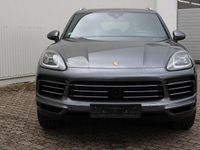 Gebraucht Porsche Cayenne 340 PS (250 kW) 2022 Grau SUV