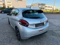 Gebraucht Peugeot 208 Allure 99 PS (72 kW) 2016 Grau Kleinwagen