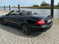 Gebraucht Mercedes CLK320 Avantgarde 218 PS (160 kW) 2005 Schwarz Cabrio