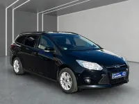 Gebraucht Ford Focus Trend 105 PS (77 kW) 2011 Pantherschwarz metallic Kombi