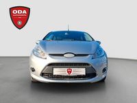 Gebraucht Ford Fiesta Titanium 82 PS (60 kW) 2009 Silber Kleinwagen