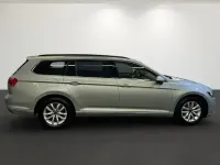 Gebraucht VW Passat Business 150 PS (110 kW) 2022 (scale silver metallic) Kombi