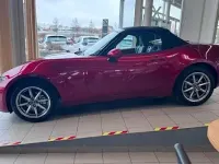 Neu Mazda MX5 Exclusive-Line 132 PS (97 kW) 2025 Rot Cabrio