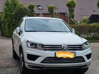 Gebraucht VW Touareg R-line 262 PS (192 kW) 2016 Weiß SUV