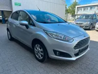 Gebraucht Ford Fiesta Titanium 125 PS (91 kW) 2016 Silber Kleinwagen