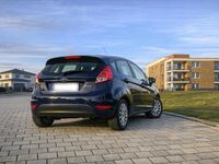Gebraucht Ford Fiesta 80 PS (58 kW) 2017 Blau Kleinwagen