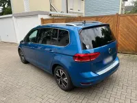 Gebraucht VW Touran Highline 150 PS (110 kW) 2020 Blau Van / Kleinbus