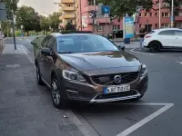 Gebraucht Volvo V60 CC Summum 150 PS (110 kW) 2017 Braun Kombi