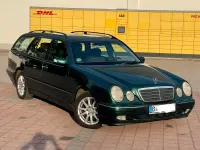 Gebraucht Mercedes E200 163 PS (119 kW) 2001 Grün Kombi