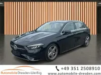 Gebraucht Mercedes A180 AMG line 150 PS (110 kW) 2025 Nacht schwarz Limousine