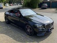 Gebraucht Mercedes E220 194 PS (142 kW) 2019 Schwarz Coupé
