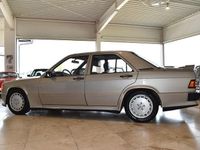 Gebraucht Mercedes 190 185 PS (136 kW) 1984 Grau Limousine
