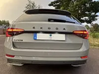 Gebraucht Skoda Superb SportLine 200 PS (147 kW) 2023 Grau Kombi