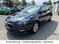 Gebraucht Opel Astra Style 140 PS (102 kW) 2015 Schwarz Limousine