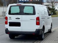 Gebraucht Toyota Proace 122 PS (89 kW) 2021 Weiß Van / Kleinbus