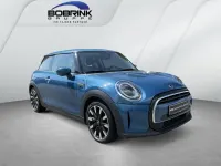Gebraucht Mini Cooper Classic 136 PS (100 kW) 2021 Blau Kleinwagen