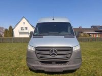 Gebraucht Mercedes Sprinter 163 PS (119 kW) 2021 Silber Van
