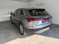 Gebraucht Audi e-tron 230 kW (313 PS) 2022 Grau SUV
