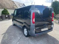 Gebraucht Opel Vivaro 114 PS (83 kW) 2010 Schwarz Van / Kleinbus