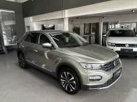 Gebraucht VW T-Roc United 150 PS (110 kW) 2020 Kurkumagelb metallic SUV