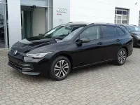 Używany VW Golf VIII 150 KM (110 kW) 2025 Czarny Kombi