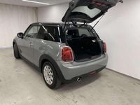 Gebraucht Mini Cooper 136 PS (100 kW) 2019 Grau Kleinwagen