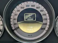Gebraucht Mercedes C180 156 PS (114 kW) 2011 Grau Coupé