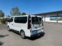 Gebraucht Opel Vivaro 145 PS (106 kW) 2016 Weiß Van / Kleinbus