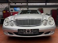 Gebraucht Mercedes E240 Elegance 177 PS (130 kW) 2003 Silber Limousine