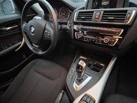 Gebraucht BMW 118 136 PS (100 kW) 2015 Weiß Kleinwagen