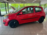 Używany Renault Twingo Expression 76 KM (55 kW) 2009 Czerwony Hatchback