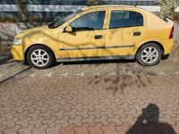 Gebraucht Opel Astra Elegance 101 PS (74 kW) 2001 Gelb Limousine