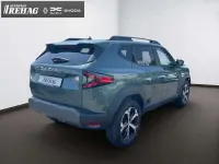 Neu Dacia Duster Journey 131 PS (96 kW) 2025 Zedergrün SUV