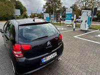 Gebraucht Citroën C3 SELECTION 73 PS (53 kW) 2012 Schwarz Limousine