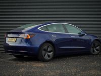 Gebraucht Tesla Model 3 Standard Range 175 kW (238 PS) 2019 Blau Limousine
