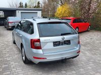 Gebraucht Skoda Octavia Elegance 150 PS (110 kW) 2014 Silber Kleinwagen