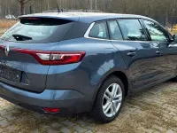 Używany Renault Mégane Life 101 KM (74 kW) 2017 Szary Sedan/Limuzyna