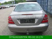 Gebraucht Mercedes E220 150 PS (110 kW) 2005 Silber Limousine