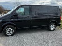 Używany VW T6 150 KM (110 kW) 2018 Czarny Van