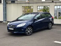 Gebraucht Ford Focus 116 PS (85 kW) 2012 Blau Limousine