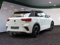 Gebraucht VW T-Roc R-line 150 PS (110 kW) 2024 Weiss / pure white SUV
