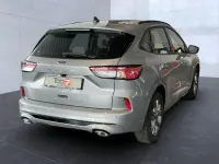 Usado Ford Kuga ST-Line 120 HP (88 kW) 2024 Prateado SUV
