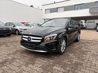 Gebraucht Mercedes GLA180 Urban 122 PS (89 kW) 2015 Schwarz SUV