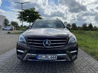 Gebraucht Mercedes ML350 258 PS (189 kW) 2012 Braun SUV