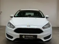 Gebraucht Ford Focus Ambiente 103 PS (75 kW) 2015 Weiß Kombi