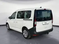 Second-hand VW Caddy 122 CP (89 kW) 2022 Alb Monovolum