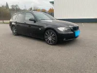 Gebraucht BMW 320 163 PS (119 kW) 2008 Schwarz Kleinwagen