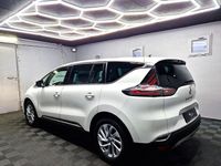 Gebraucht Renault Espace Initiale Paris 160 PS (117 kW) 2018 Weiss "nacre" Van / Kleinbus