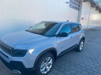 Neu Jeep Avenger Altitude 101 PS (74 kW) 2025 Grau SUV