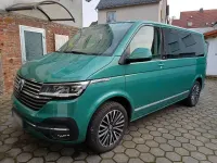 Gebraucht VW Multivan Generation Six 150 PS (110 kW) 2021 Grün Van / Kleinbus